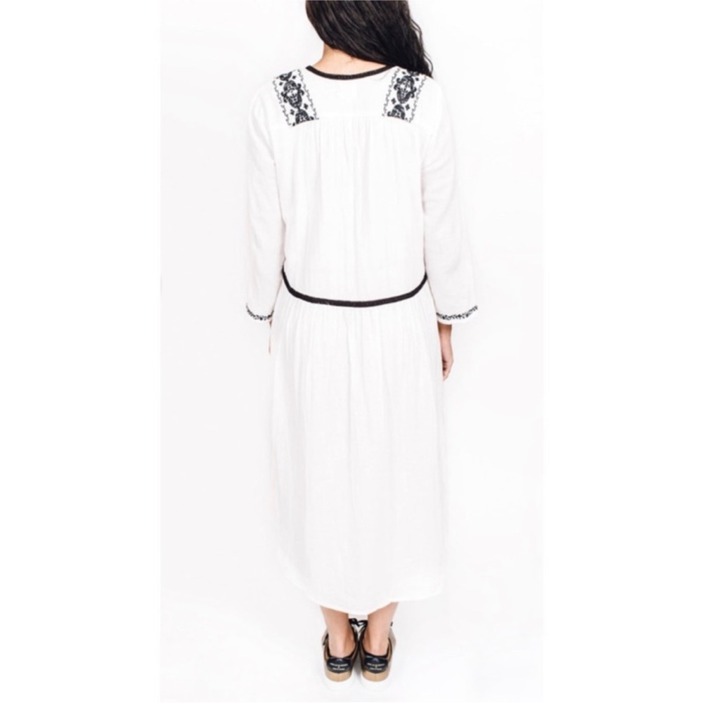 dRA Los Angeles Embroidered Gauze
Lakewood Maxi Dress. Size Med. - Picture 2 of 2